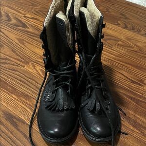 UGG Black Leather Combat Boots Shearling 7 nwob